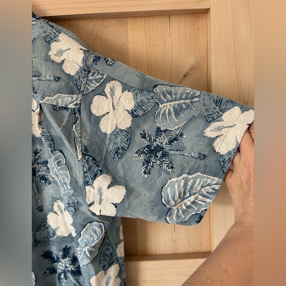 Batik Bay Navy Silk Floral Hawaiian Resort Wear Coastal Button up Shirt, XL - Picture 5 of 5